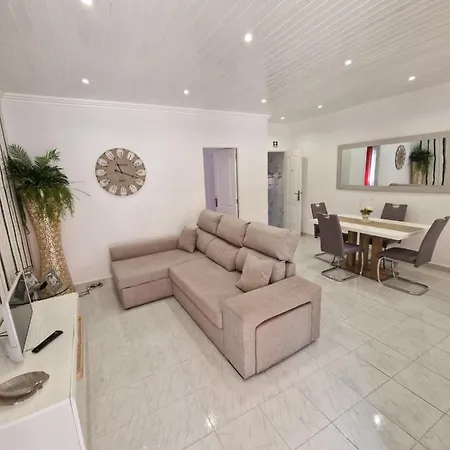 Quinta Do Baia Lagos